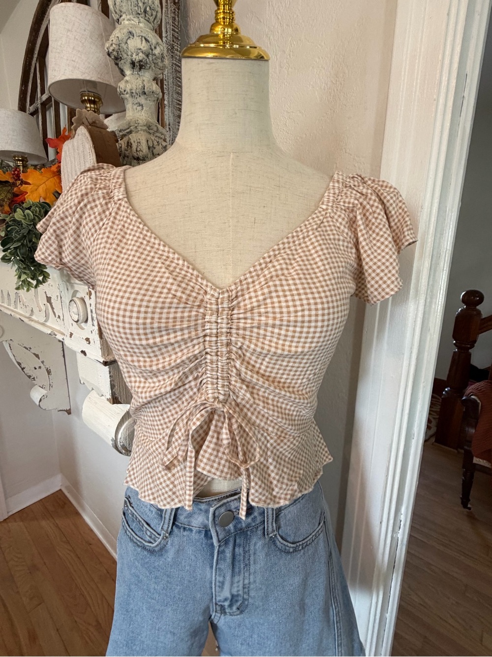 Beige Gingham Ruched Tie-Front Crop Top